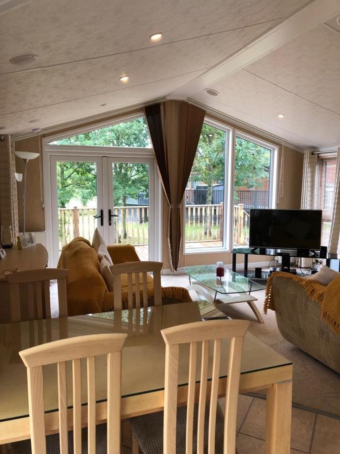 Gold Caravan Harrietsfield Extérieur photo